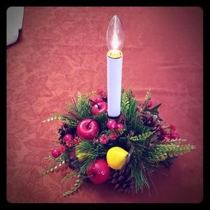Christmas Candlelight Arrangement